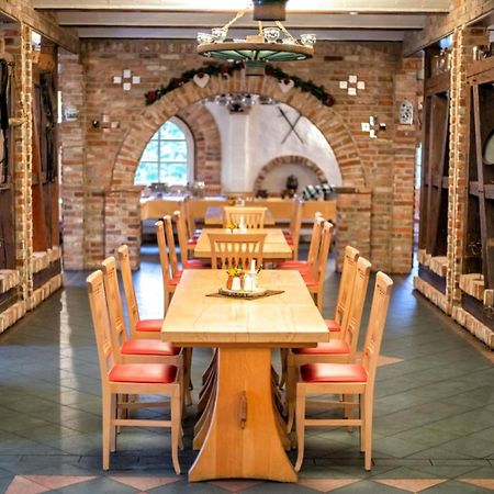 Ritterhof Kampehl Hotel Neustadt  Kültér fotó